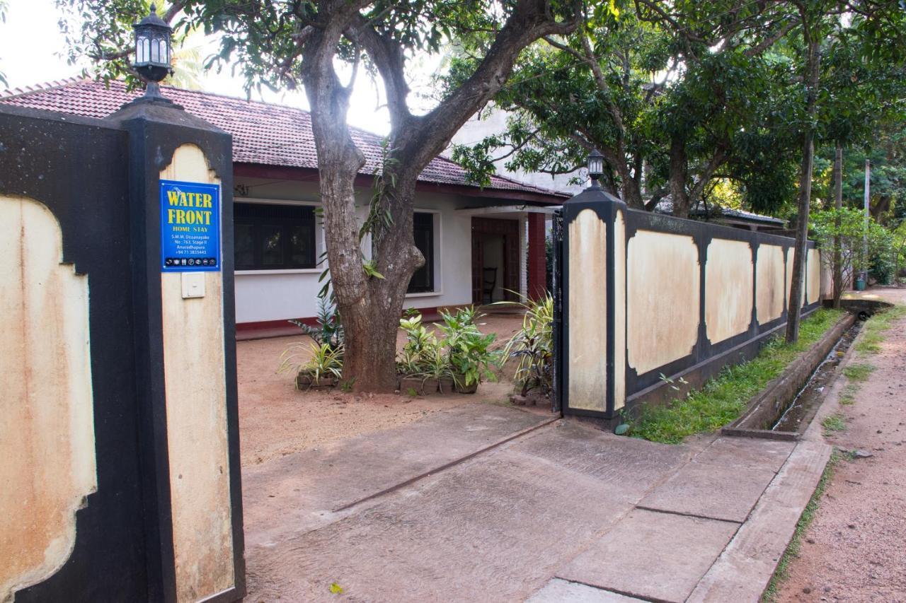 Water Front Home Stay And Resort Holambra Exterior foto